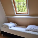 D Ooghe 木屋 *